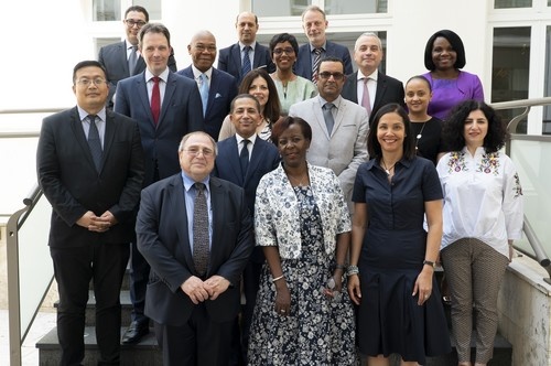 Louise Mushikiwabo rencontre le Bureau du Groupe ... Image 1