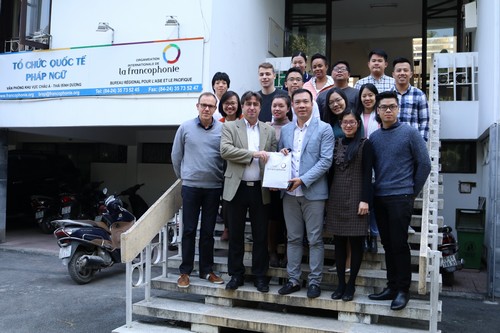 ASIE-PACIFIQUE- De jeunes reporteurs se préparent pour les ... Image 1