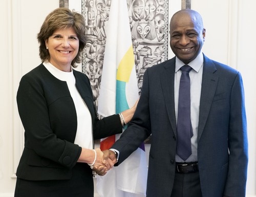 Catherine Cano Prend ses fonctions en tant ... Image 1